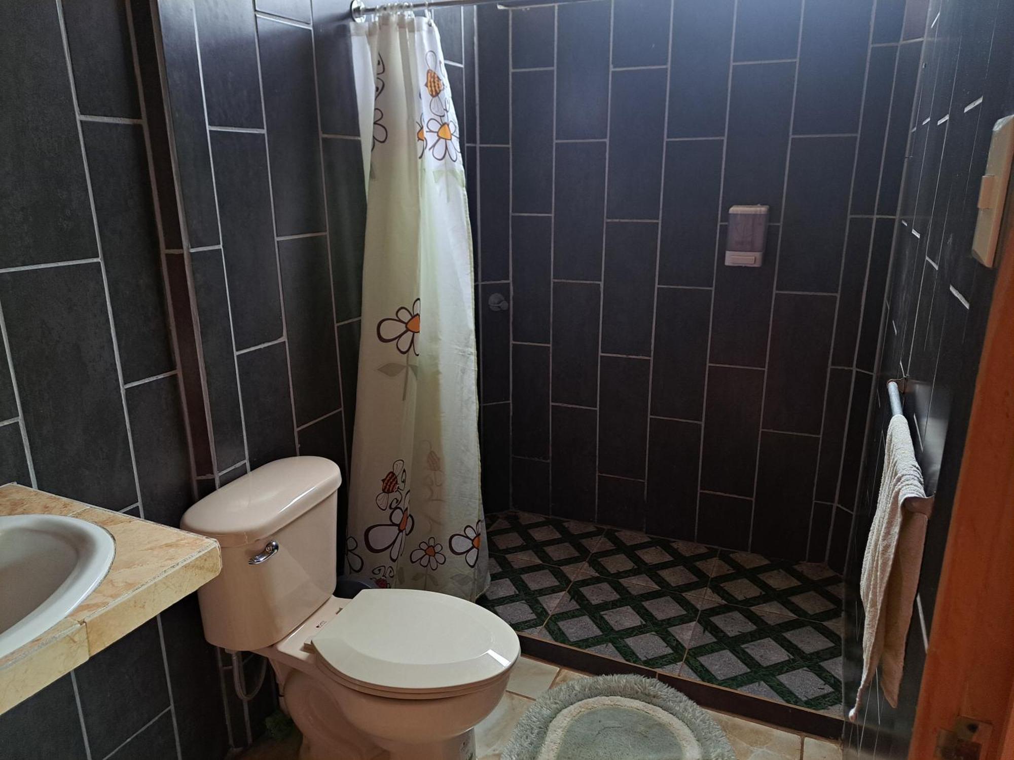 Hospedaje Luis & Ana Pejibaye Szoba fotó